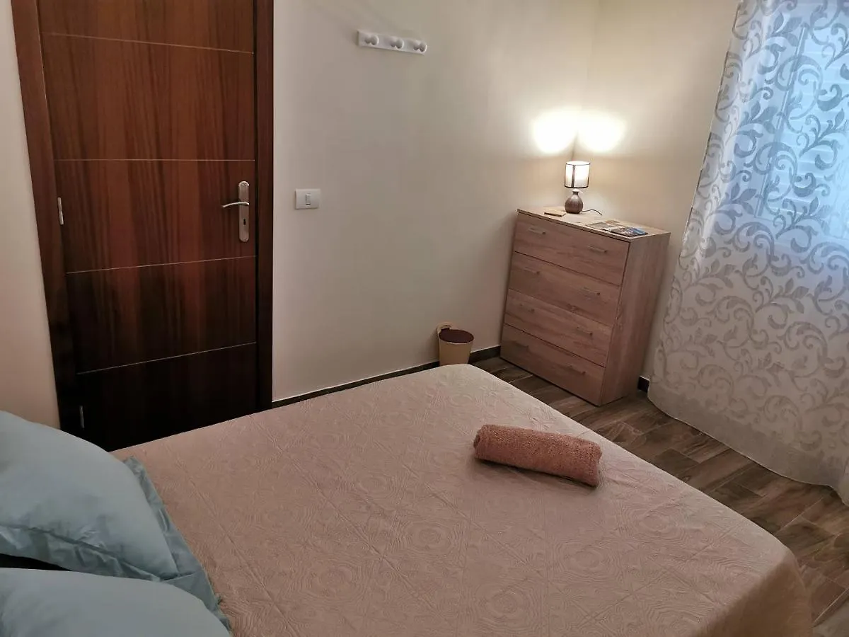 The Blue House Apartment La Laguna  0*, La Laguna (Tenerife) Spain