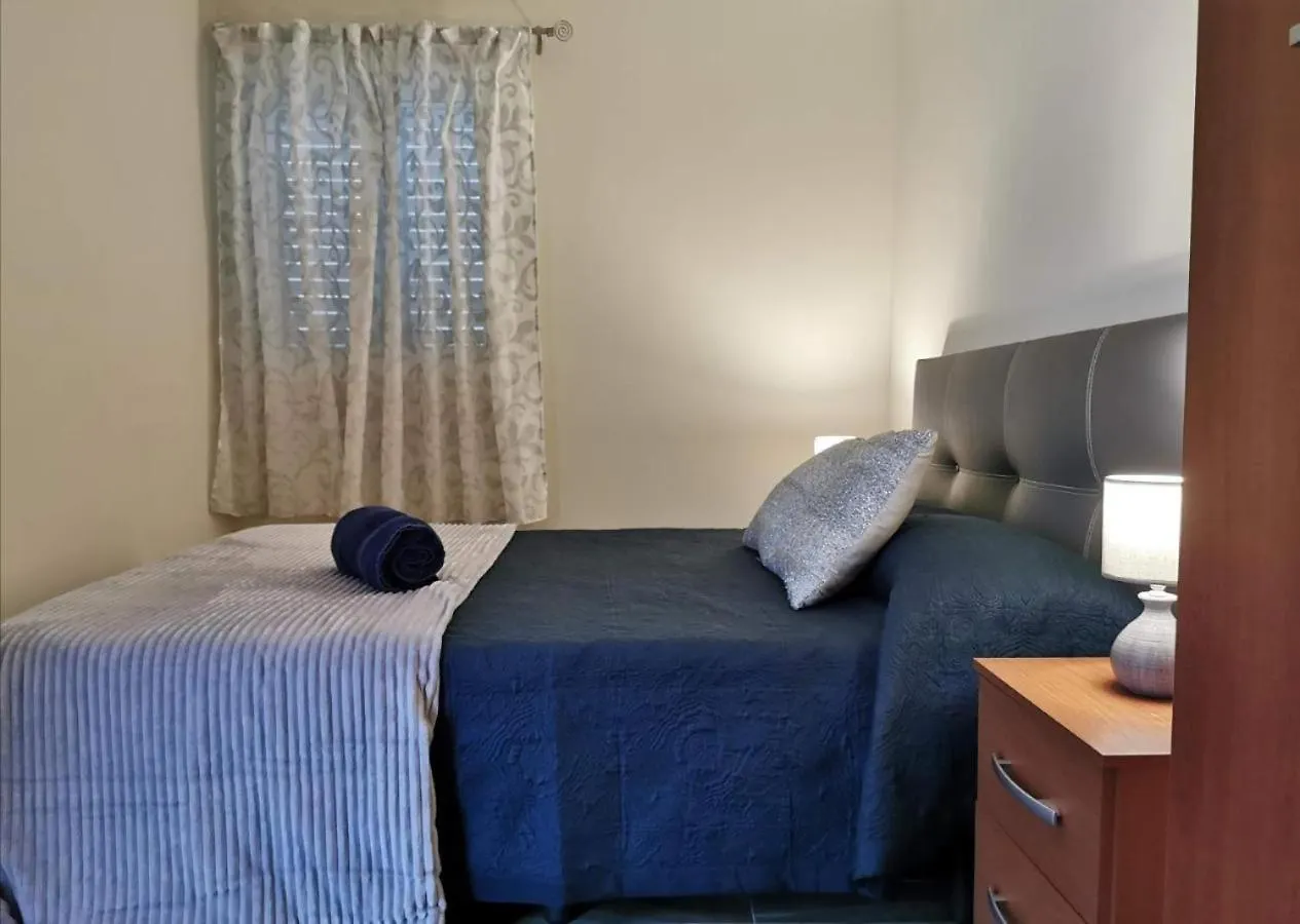 Homestay The Blue House Apartment La Laguna